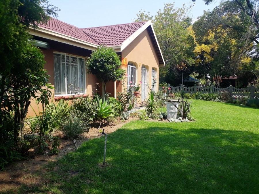 4 Bedroom Property for Sale in Vaalpark Free State